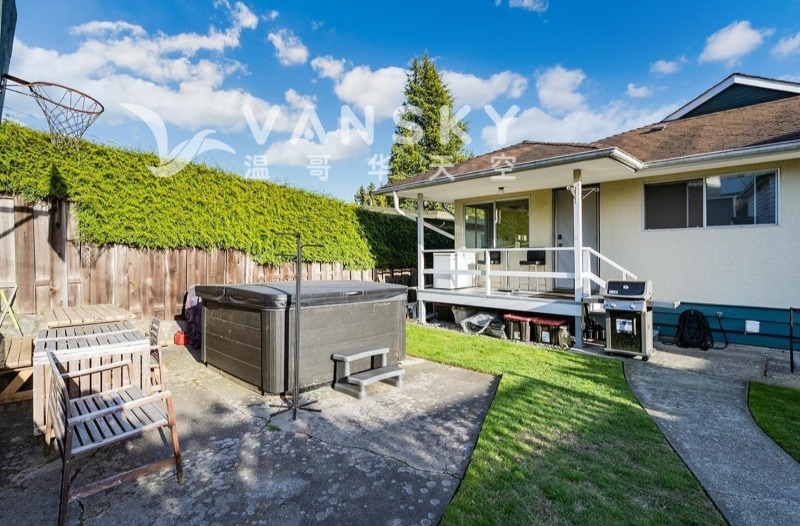 260303163827_Back Yard 2.jpg